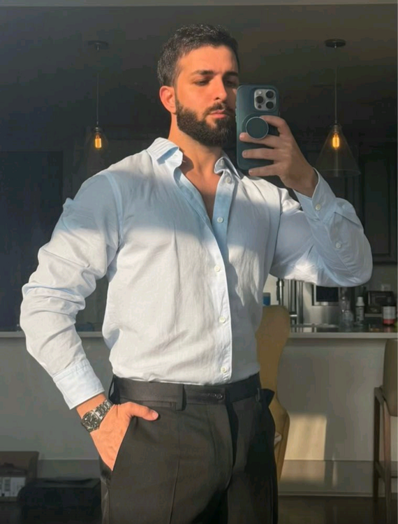 Screenshot_20260521-220620.Grindr.png