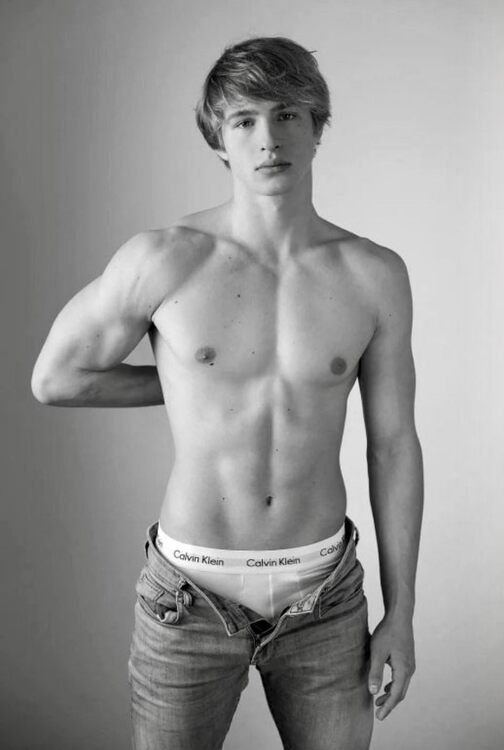 XXXWHITEBOY2.jpg