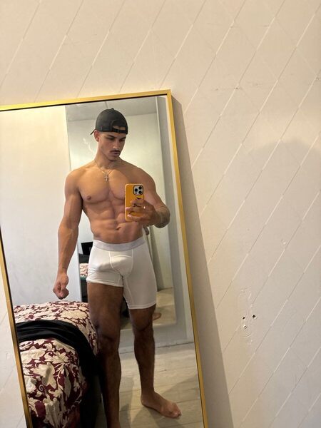 large.omgbulge(60).jpg.9e992a177ac152cb275b23195b74e8da.jpg