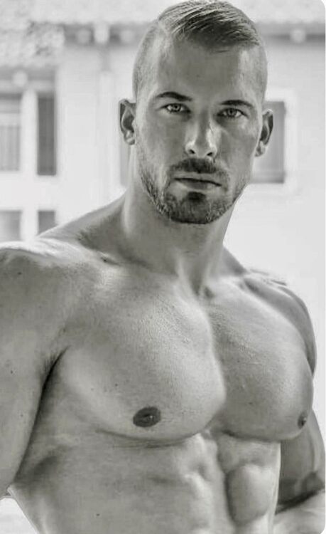 xxxB&W pecs1.jpeg
