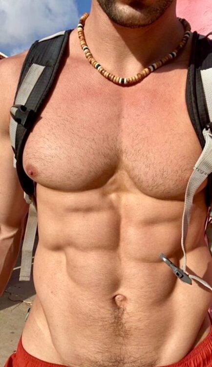 xxxbackpack navel.jpg