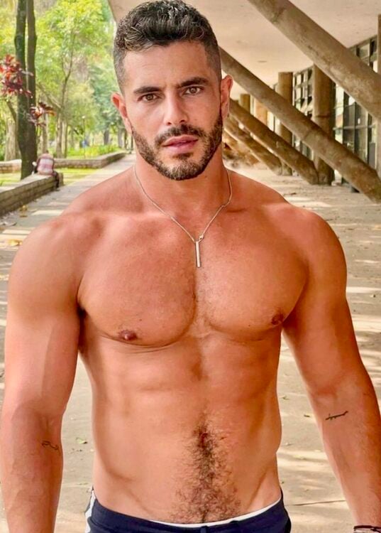 xxxeyes ignacio.jpg
