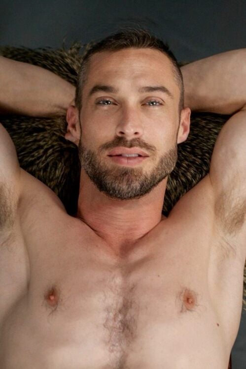 xxxeyes&nips.JPG