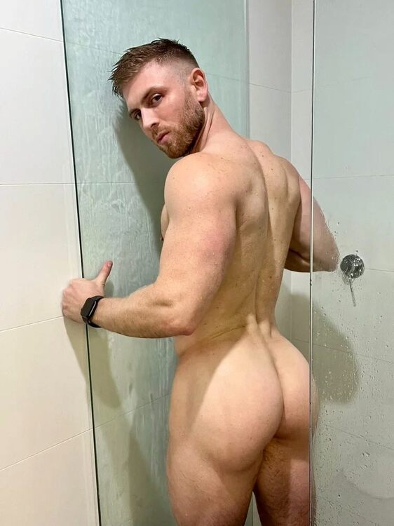xxxfrontshowerAA.jpg