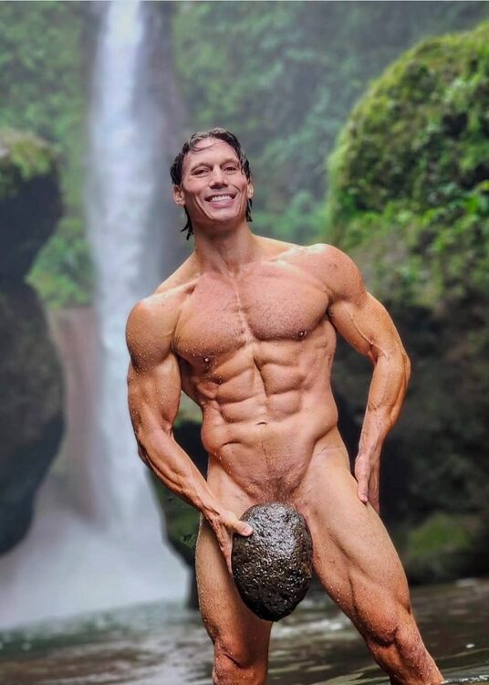 xxxoutdoor muscle.jpg