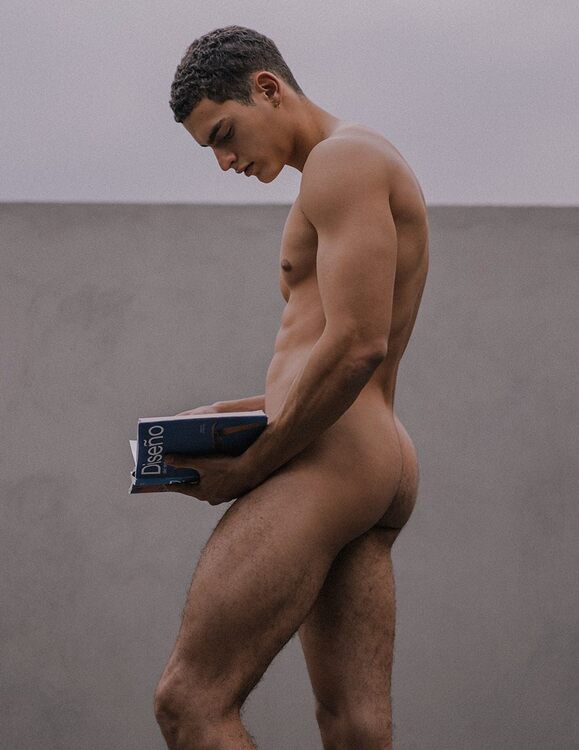 xxxread twink.JPG