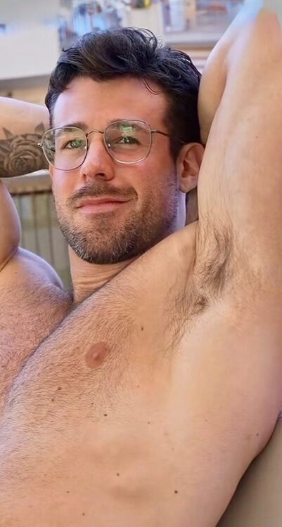 xxxsmirk&glasses.jpg