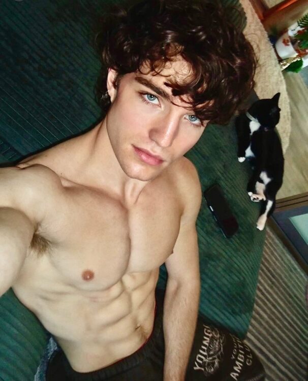 xxxsoneyes.jpg