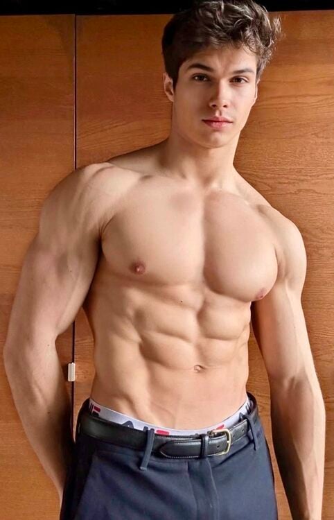 xxxsonhunky.jpg