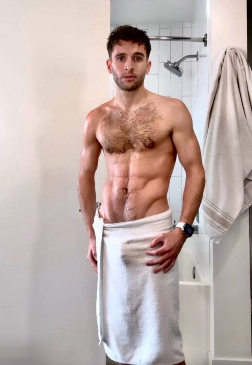 xxxtowellotter1.jpg