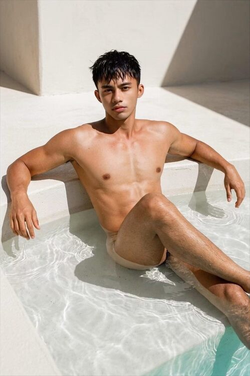 xxxasianpoolb.JPG