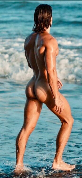xxxbeachnude.jpg
