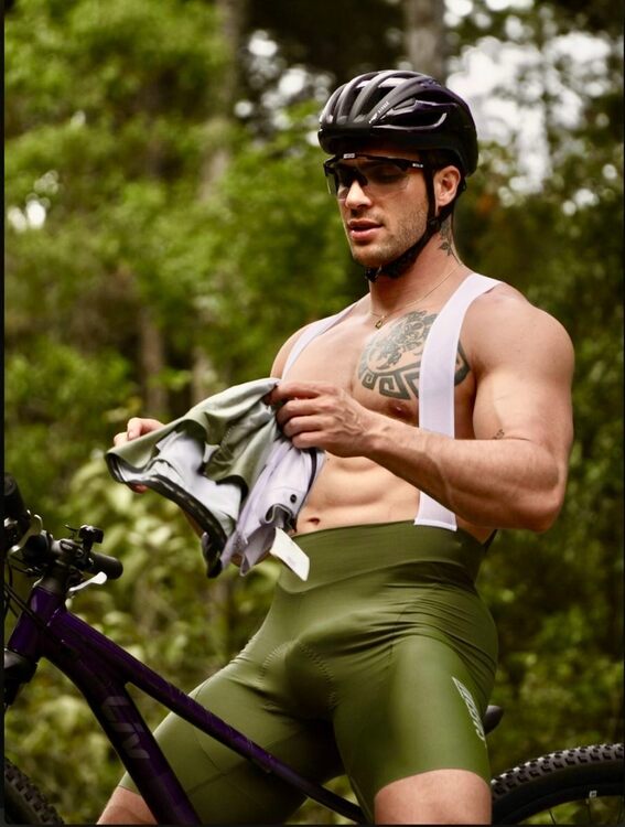 xxxbikevplgreen.jpg
