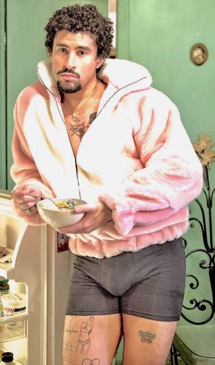 xxxbulgebunny.jpg