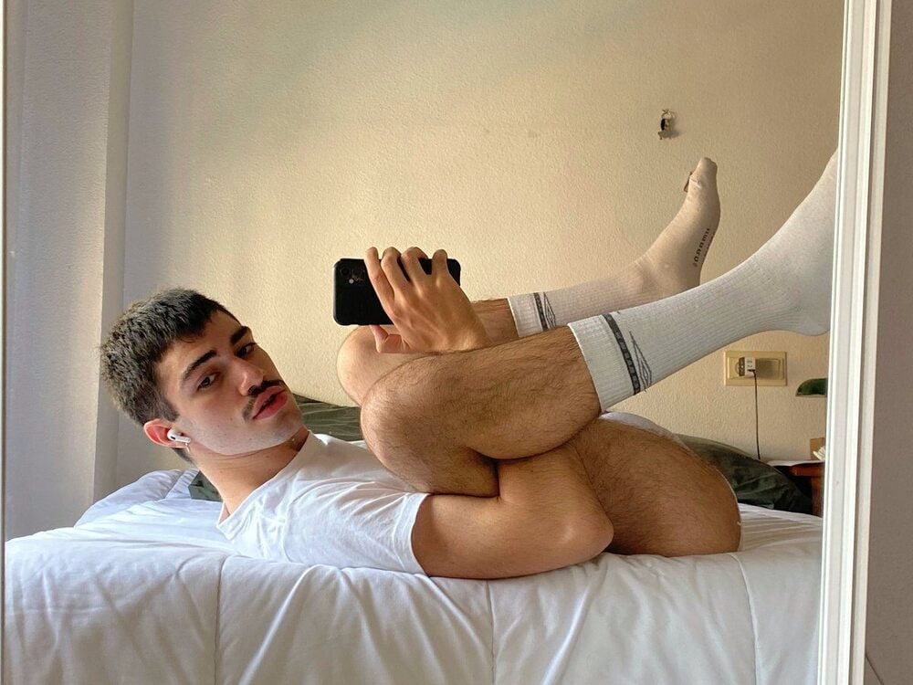 xxxcome2bedlegs.JPG