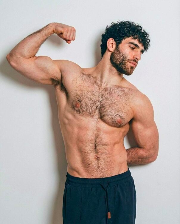 xxxcurly&hairy.jpg
