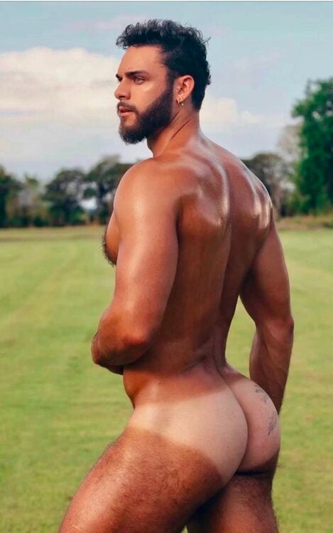 xxxfrontwhitefront2.jpg
