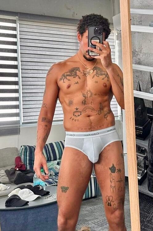 xxxmirrorbenito.jpg