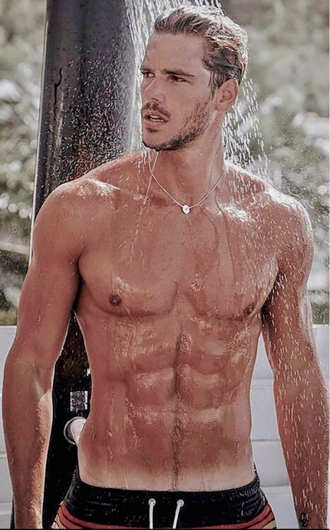 xxxshowerout4.jpg
