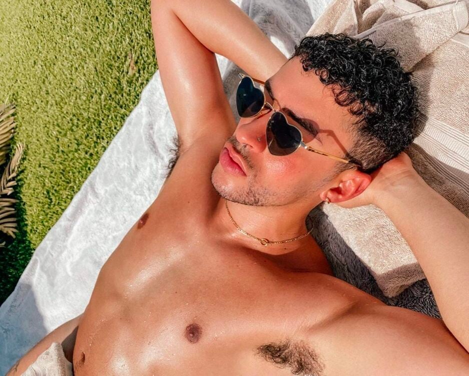 xxxarmpitbenito1.jpg
