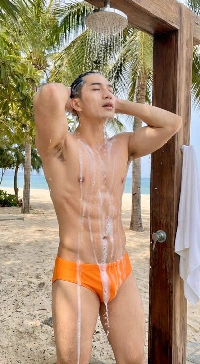 xxxasianorange1.jpg