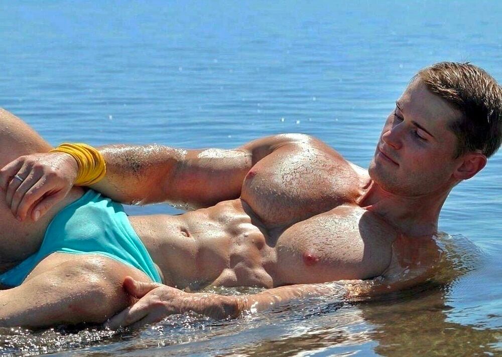 xxxpecs&abs water.jpeg