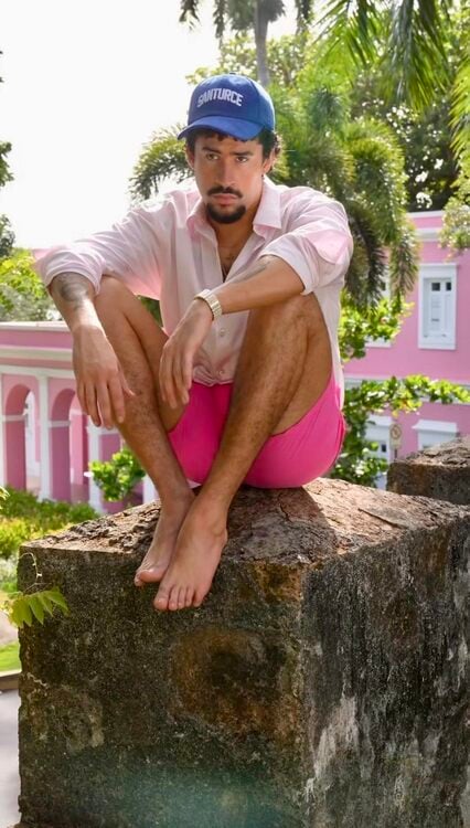 xxxpedestal benito.jpg