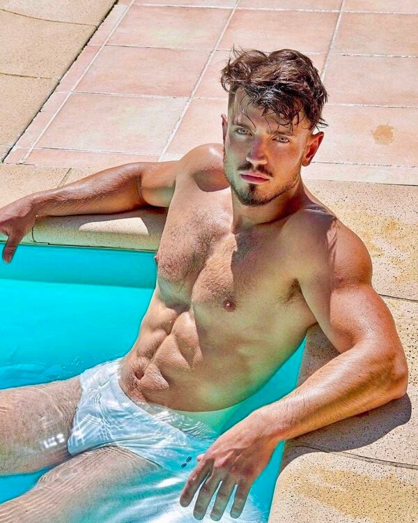 xxxpool&beard.jpg