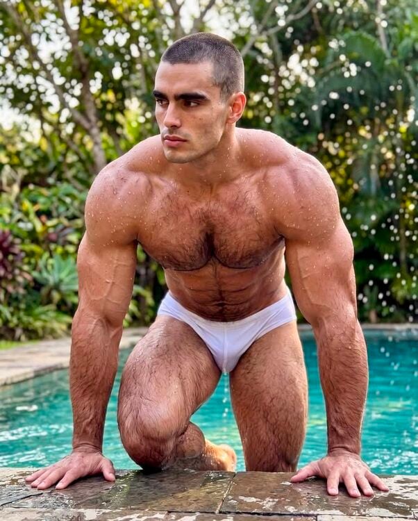 xxxpoolboylopez3.jpg