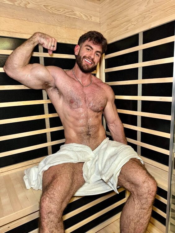 xxxtowelarm.jpg