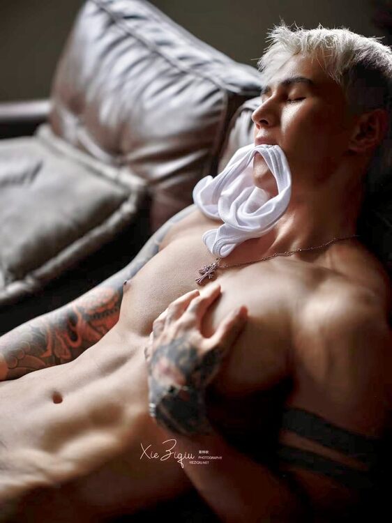 xxxunderwearinmouth.jpg