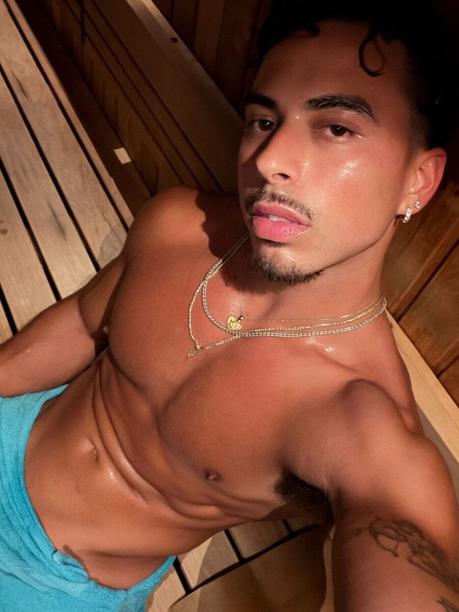 Pecs & Nips & More
