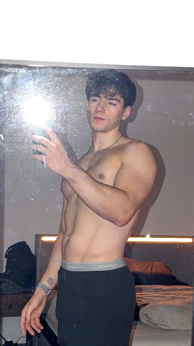 large.HSc9qY1WAAAYE1P.jpg.7d7c57f8794127