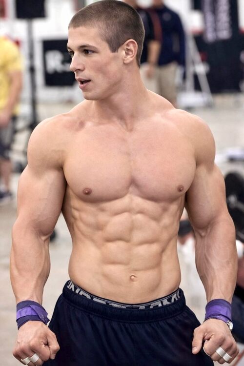 xxxarms gym.jpg