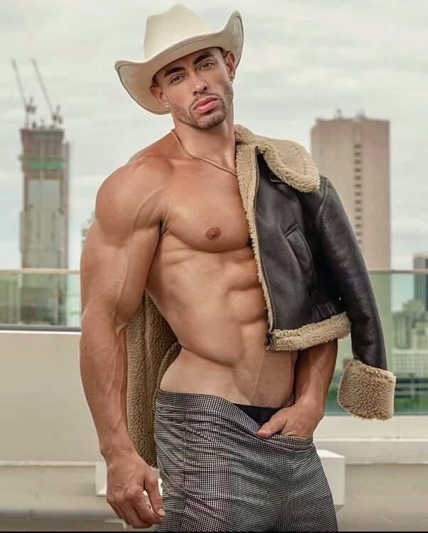 xxxcowboyhayden2.jpg