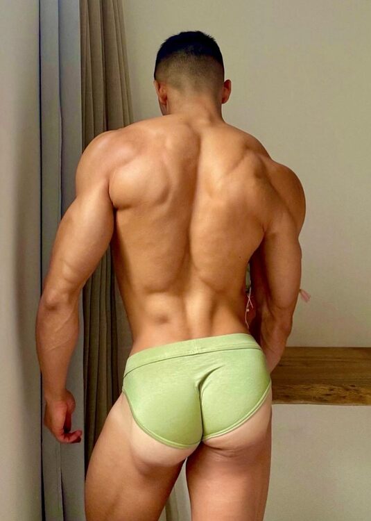xxxgreenbutt.jpg