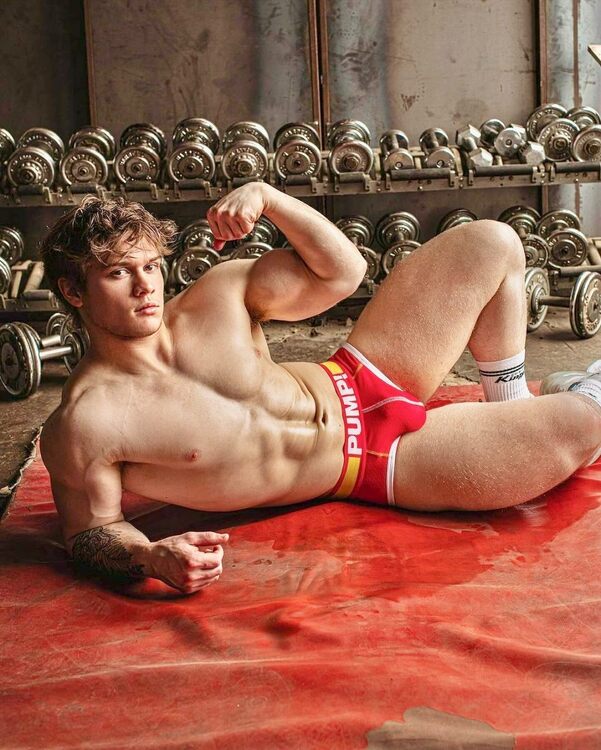 xxxgympump.jpg