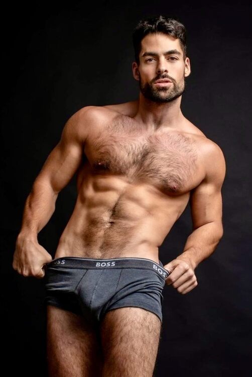 xxxhairy&beard2compare.jpg