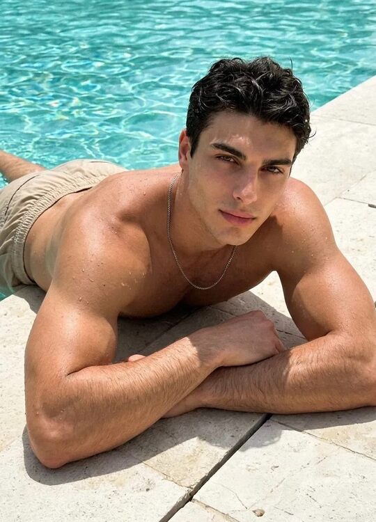 xxxpoolmodel2.jpg