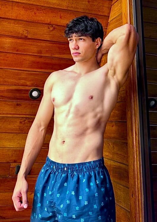 xxxsonboxers.jpg