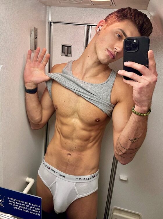 xxxunderwearflight.jpg